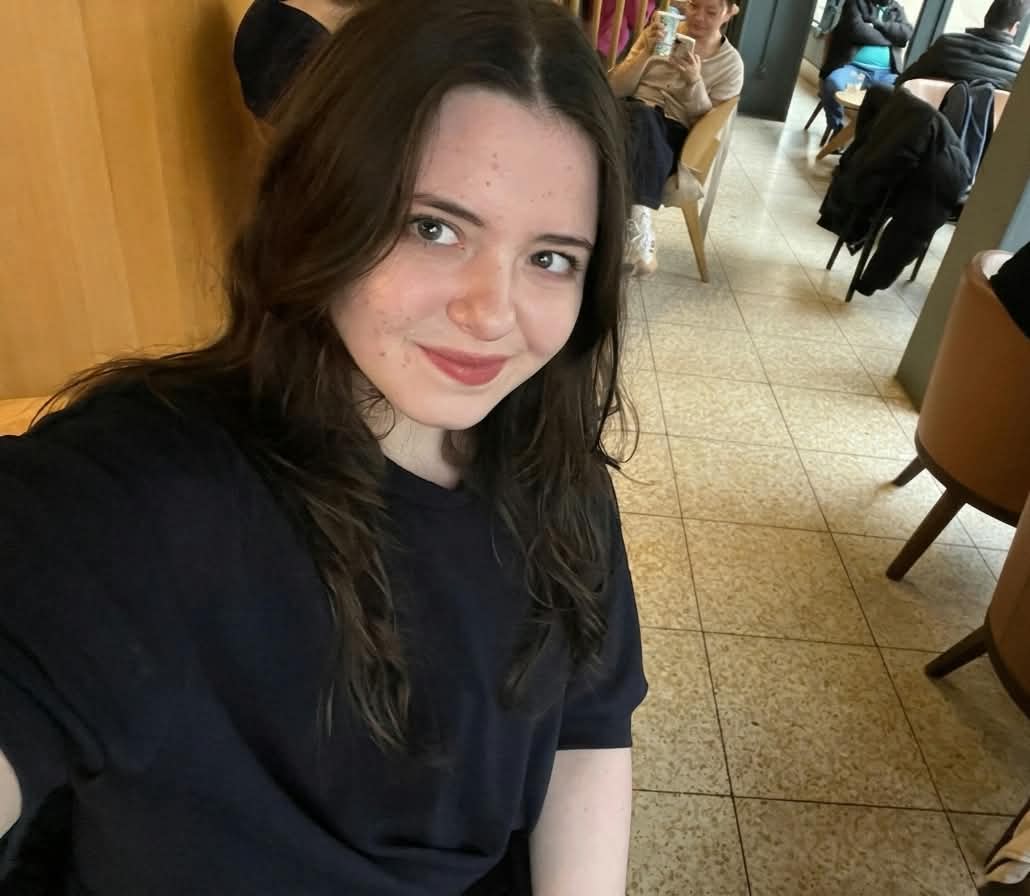 Ceren Öz portresi